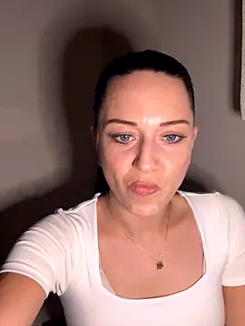 TattooLara online show from 09.08.25