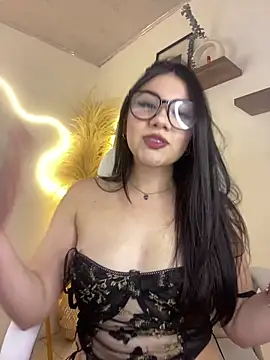 Zoe Serrat online show from 11.10.25