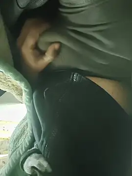 vardh033 online show from 12.21.25