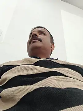 Snapshot of vardh033 chatting on 01.16.26 vardh033 online show from 01.16.26