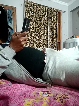 Snapshot of vardh033 chatting on 02.01.26 vardh033 online show from 02.01.26