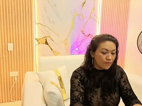 Madam Hott online show from 09.09.25