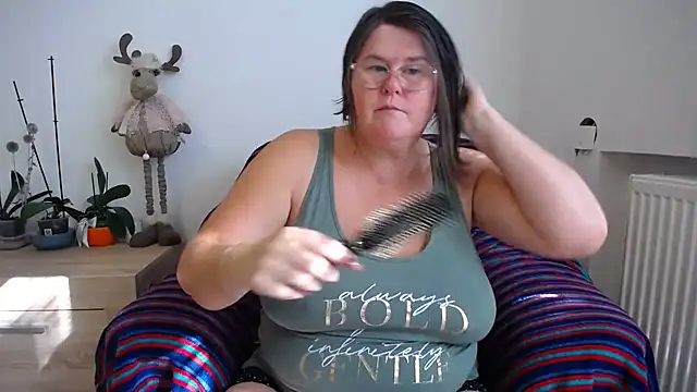 icyheart888 online show from 10.19.25