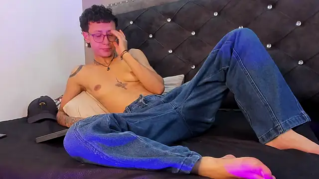 evan smitt1 online show from 09.11.25