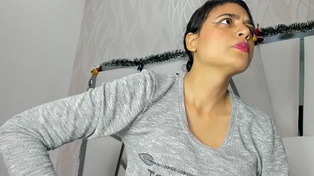 thalia888  online show from 12.14.25