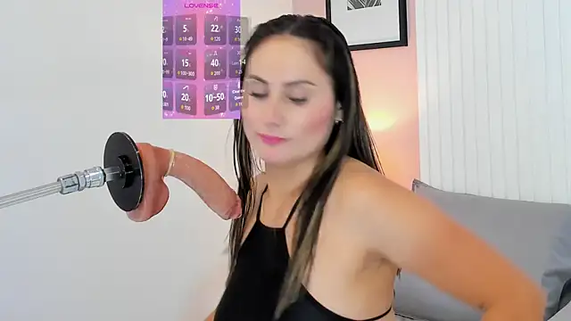 lauren stone  online show from 09.17.25