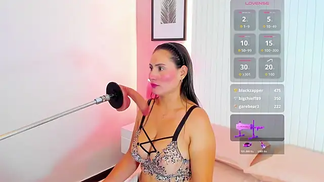 lauren stone  online show from 10.22.25