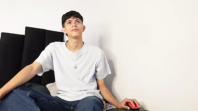 alexmark  online show from 10.02.25