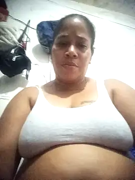 Big ass submissive online show from 12.21.25