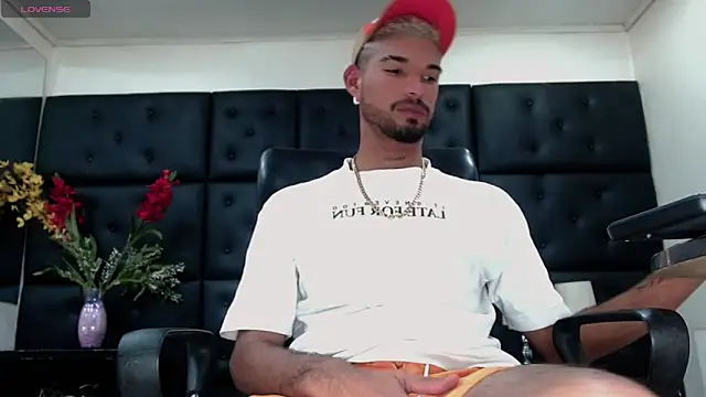 StivBigCock online show from 10.07.25