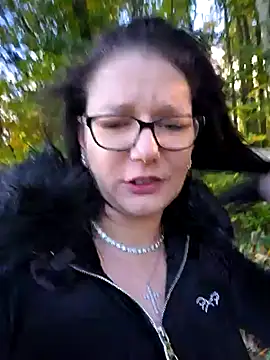 Swiss Lady online show from 10.24.25