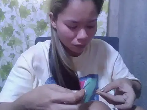 Snapshot of Sweeetgurll chatting on 09.30.25 Sweeetgurll online show from 09.30.25