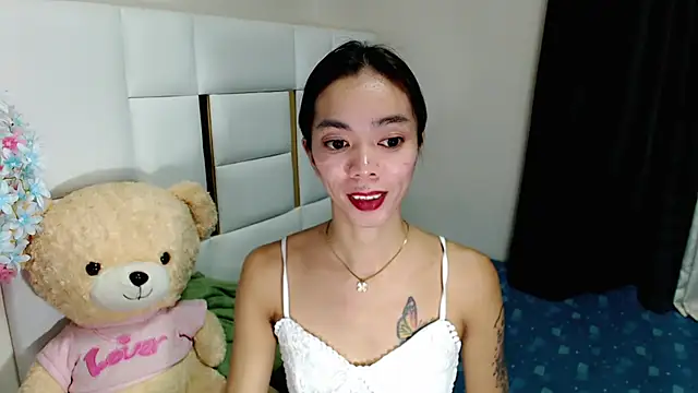 diamondnaked  online show from 09.20.25