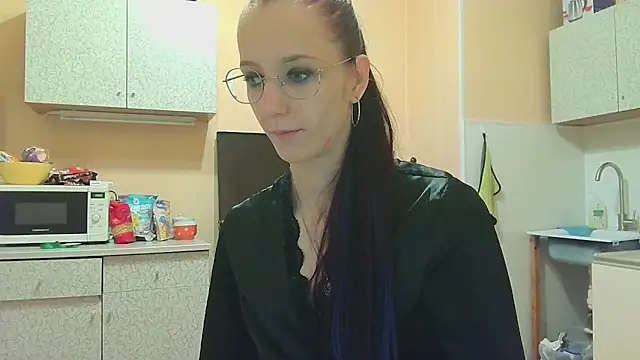 Snapshot of Lucy_Divine chatting on 09.19.25 Lucy Divine online show from 09.19.25