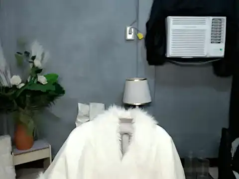 scarlet enchantress online show from 09.18.25