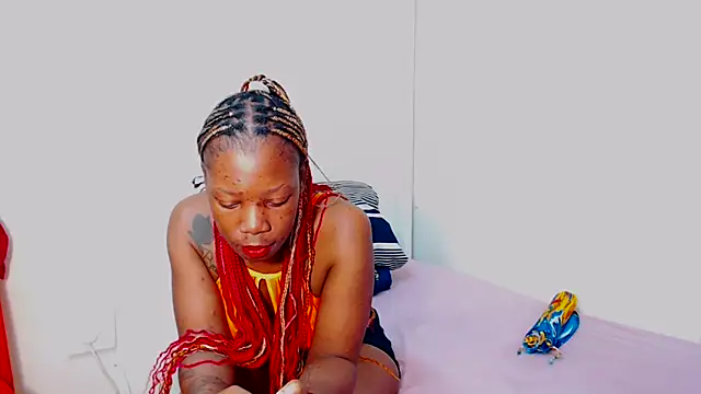 FreakyScarlet00 online show from 10.10.25