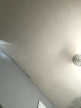 Snapshot of Victoriasteel chatting on 09.12.25 Victoriasteel online show from 09.12.25