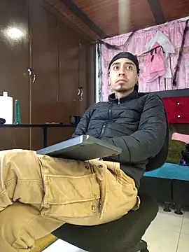 abnerdam01 online show from 10.28.25