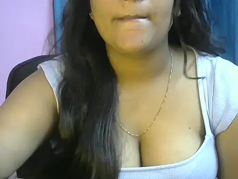 Queenxxx98 online show from 11.09.25