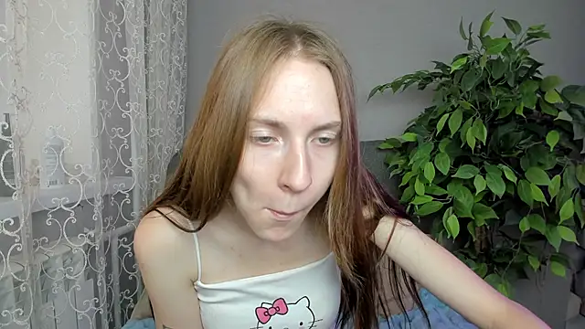 Snapshot of Kelly_Gerzikaa chatting on 09.21.25 Kelly Gerzikaa online show from 09.21.25