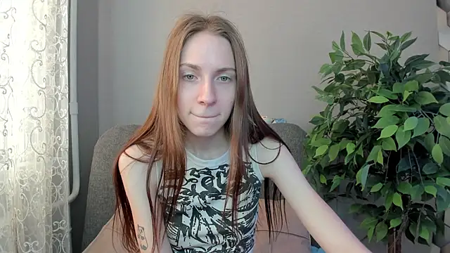 Snapshot of Kelly_Gerzikaa chatting on 09.26.25 Kelly Gerzikaa online show from 09.26.25