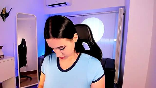 Snapshot of Mary_Lori chatting on 09.19.25 Mary Lori online show from 09.19.25