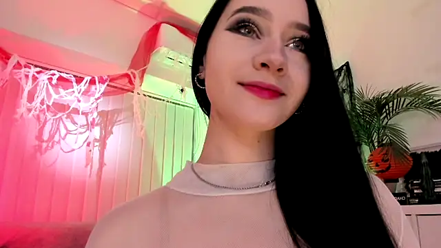 Snapshot of Mary_Lori chatting on 10.28.25 Mary Lori online show from 10.28.25