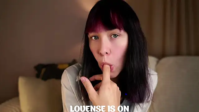 BritniBers online show from 10.03.25