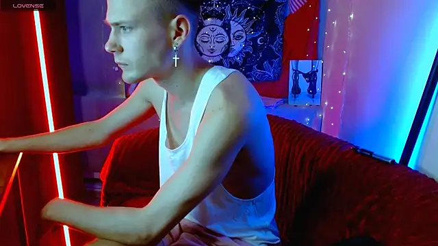 Snapshot of Xavier_Night81 chatting on 09.25.25 Xavier Night81 online show from 09.25.25