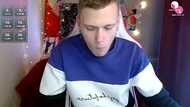 Snapshot of Xavier_Night81 chatting on 10.02.25 Xavier Night81 online show from 10.02.25