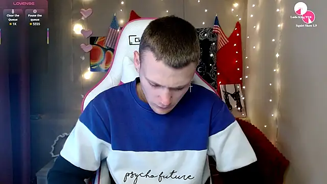 Snapshot of Xavier_Night81 chatting on 10.04.25 Xavier Night81 online show from 10.04.25