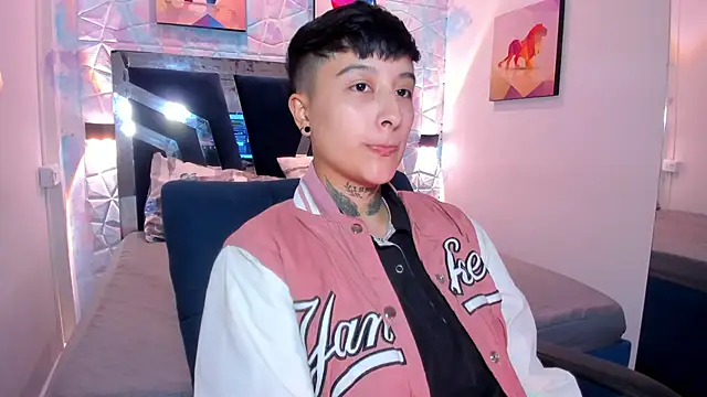 abby thommson1 online show from 09.28.25