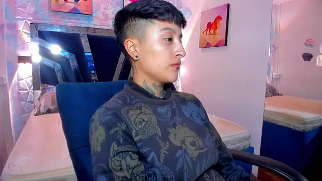 abby thommson1 online show from 10.15.25