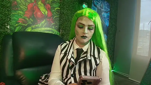 Skylar  Desire online show from 10.31.25