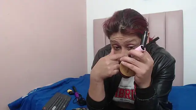 Chloe Wiild online show from 10.30.25