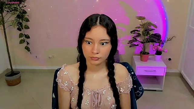 Krysten Riter online show from 02.25.26