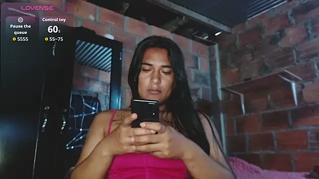 Snapshot of _Diviine_karoll_ chatting on 09.18.25  Diviine karoll  online show from 09.18.25