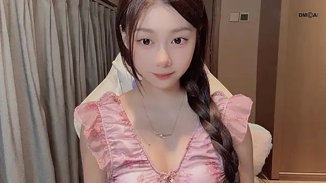 Makinghappymyself  online show from 12.18.25