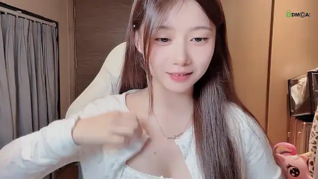 Makinghappymyself  online show from 07.06.26