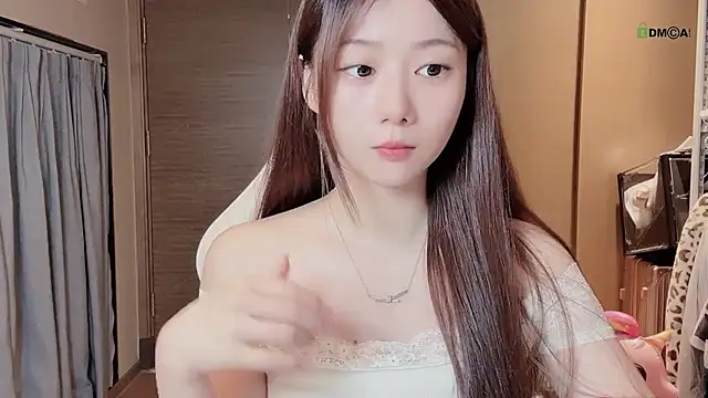 Makinghappymyself  online show from 07.07.26