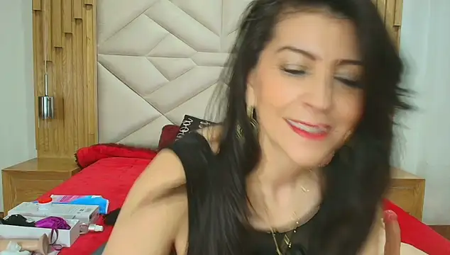 allie pearl online show from 10.15.25