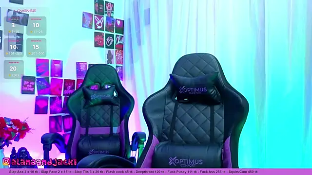 Sarahandzack online show from 09.26.25