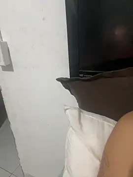 aline2007 online show from 09.13.25