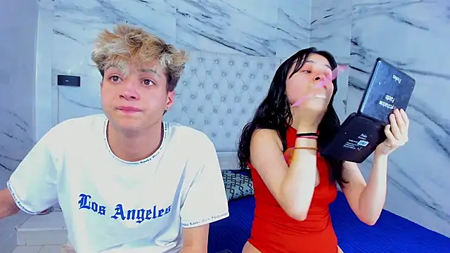 Ari and Storm online show from 09.23.25