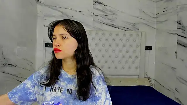 Ari and Storm online show from 09.26.25