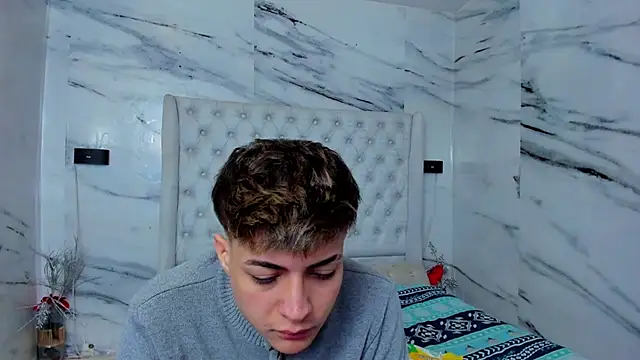 Ari and Storm online show from 11.21.25