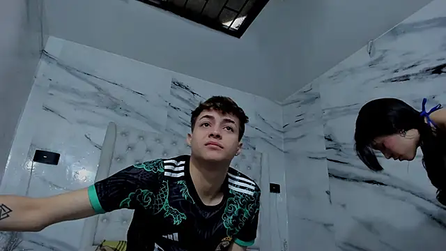 Ari and Storm online show from 12.05.25