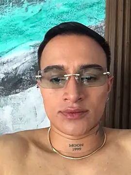 LiamDeep online show from 12.15.25