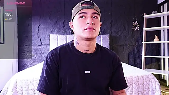 LiamDeep online show from 07.12.26