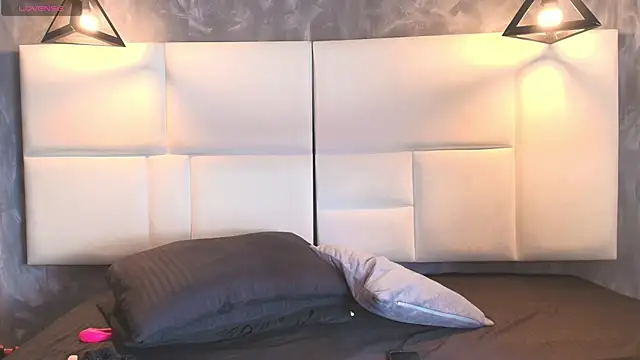 SunshineLizzy online show from 10.16.25